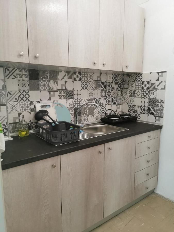 La Familia Apartments Olympiakí Aktí Luaran gambar