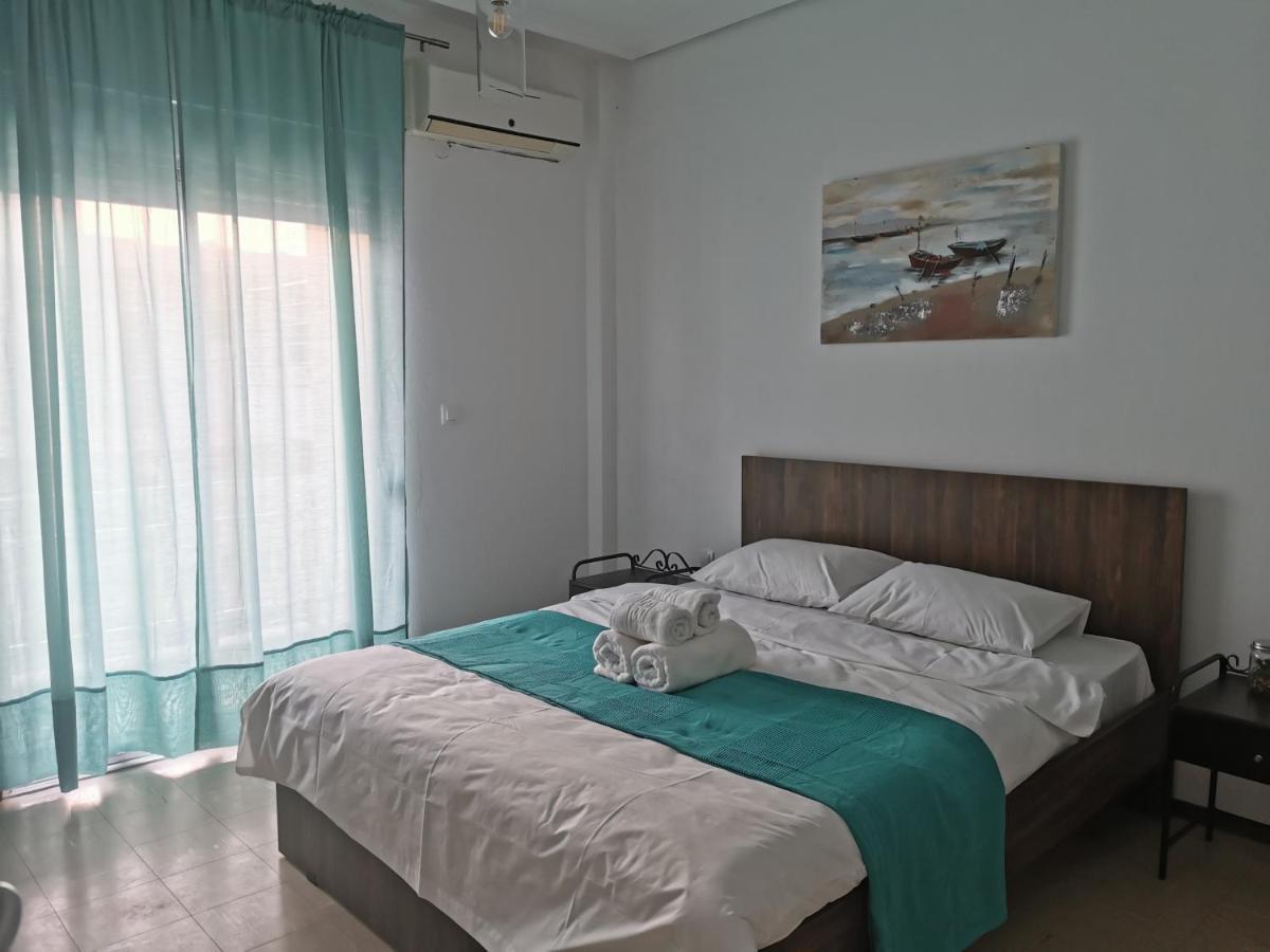 La Familia Apartments Olympiakí Aktí Luaran gambar