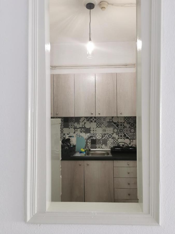 La Familia Apartments Olympiakí Aktí Luaran gambar