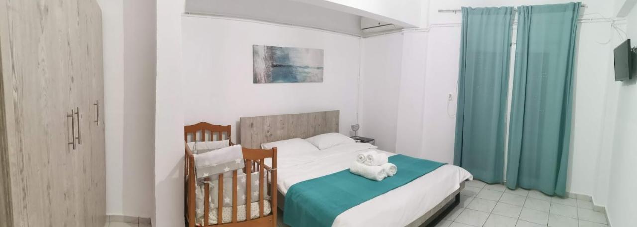 La Familia Apartments Olympiakí Aktí Luaran gambar