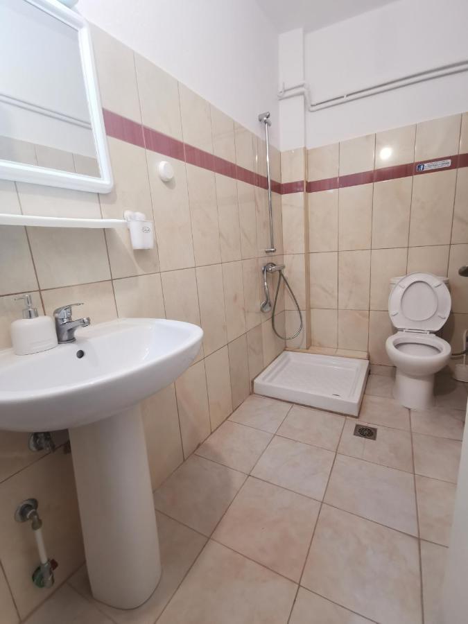 La Familia Apartments Olympiakí Aktí Luaran gambar