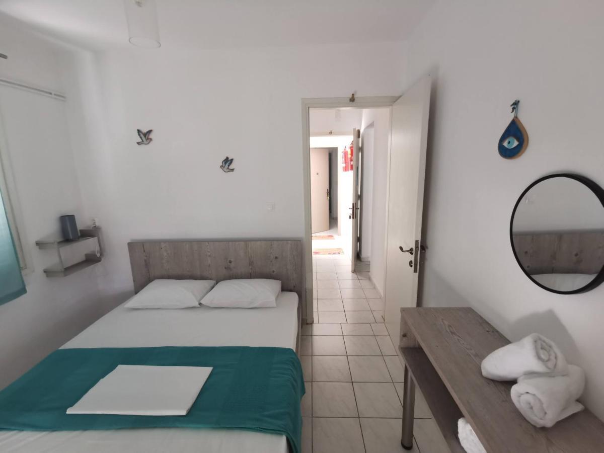 La Familia Apartments Olympiakí Aktí Luaran gambar
