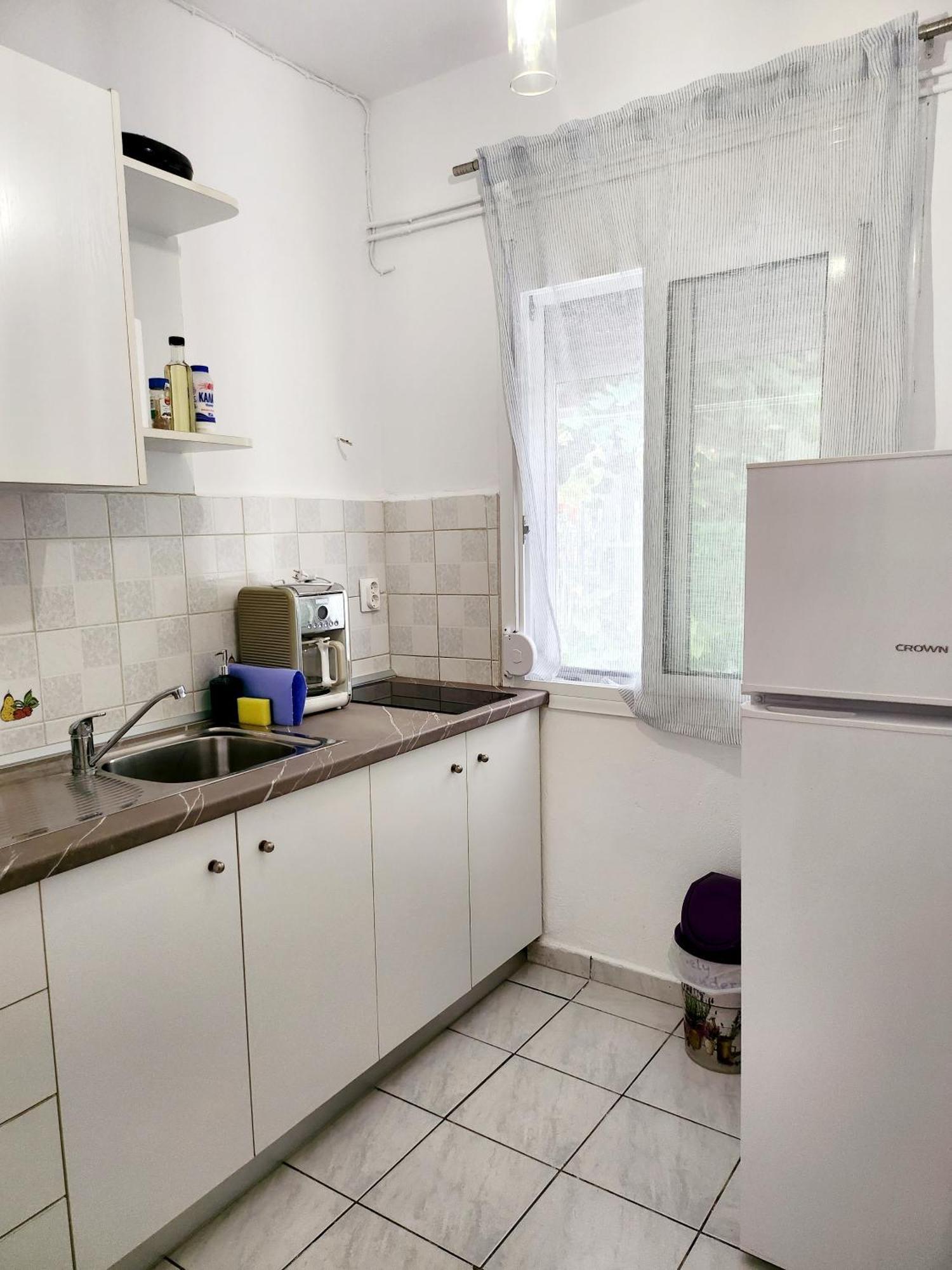 La Familia Apartments Olympiakí Aktí Luaran gambar