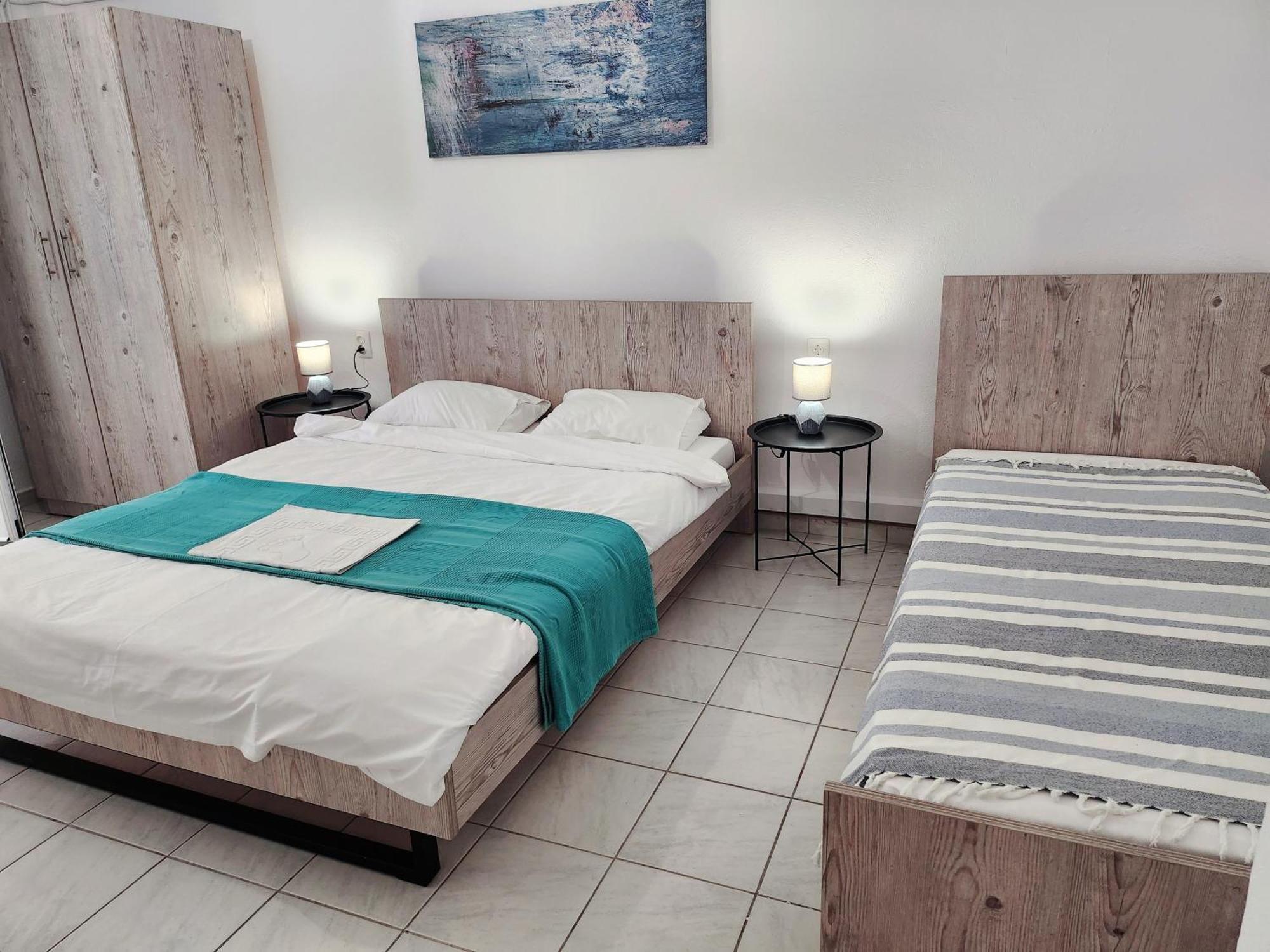 La Familia Apartments Olympiakí Aktí Luaran gambar