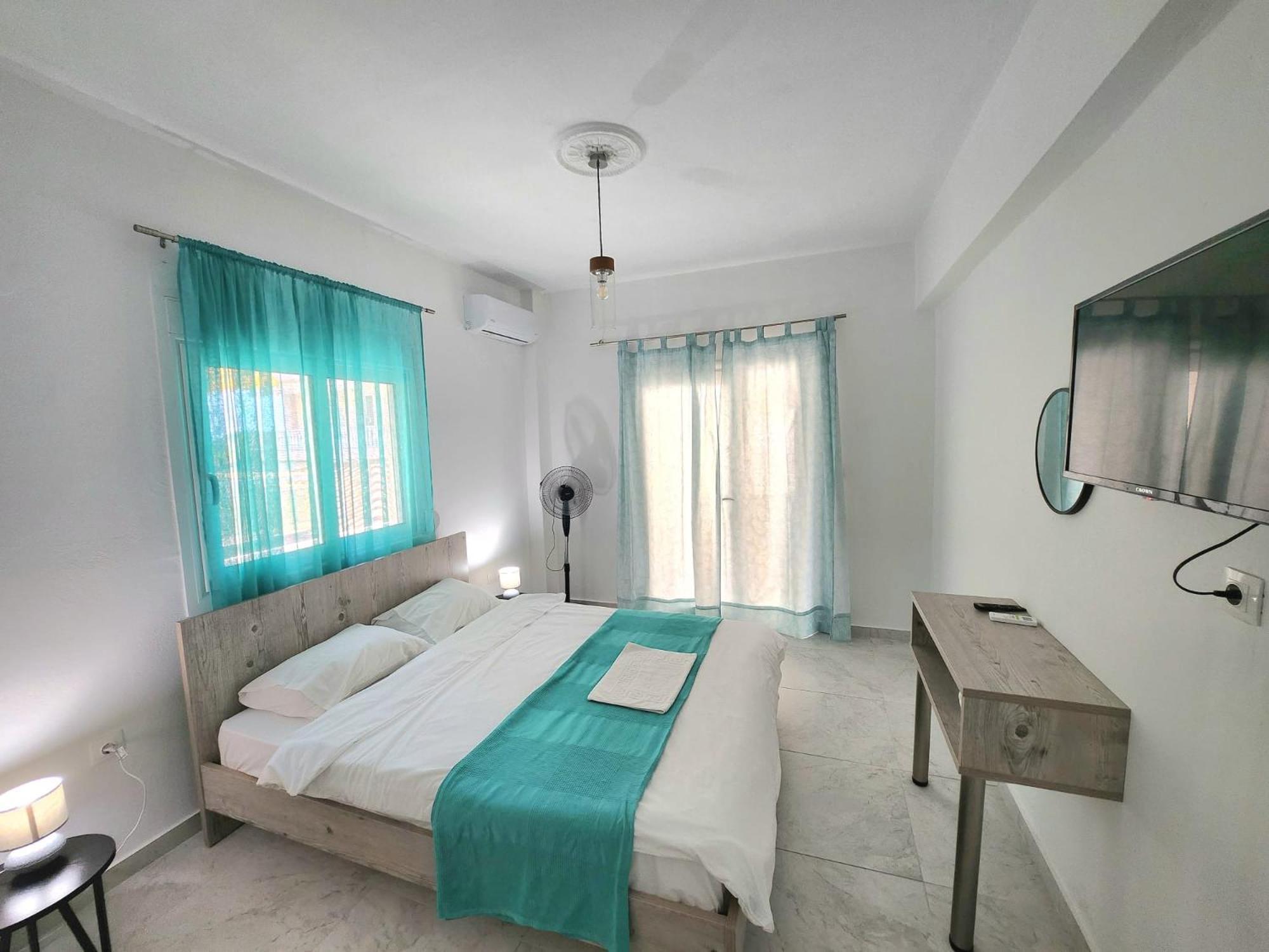 La Familia Apartments Olympiakí Aktí Luaran gambar